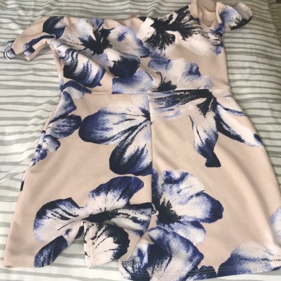 Romper - Picture 2 of 3